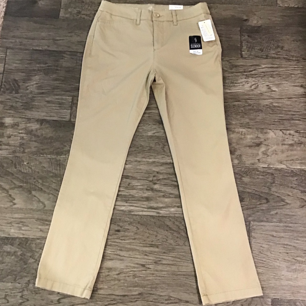 St. John’s Bay NWT Mid-Rise Straight Leg Khaki Women’s Pants Size 8